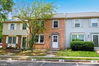 Building Photo - 6324 Lightburn Ct