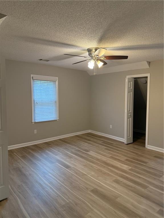 Building Photo - 1601 Willow Way