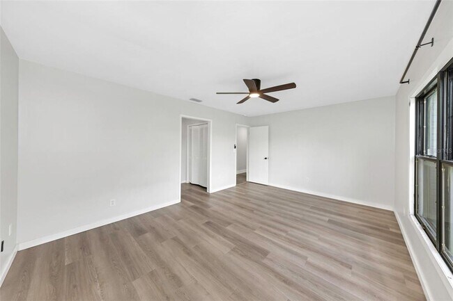 Building Photo - 4030 Fieldgreen Pl