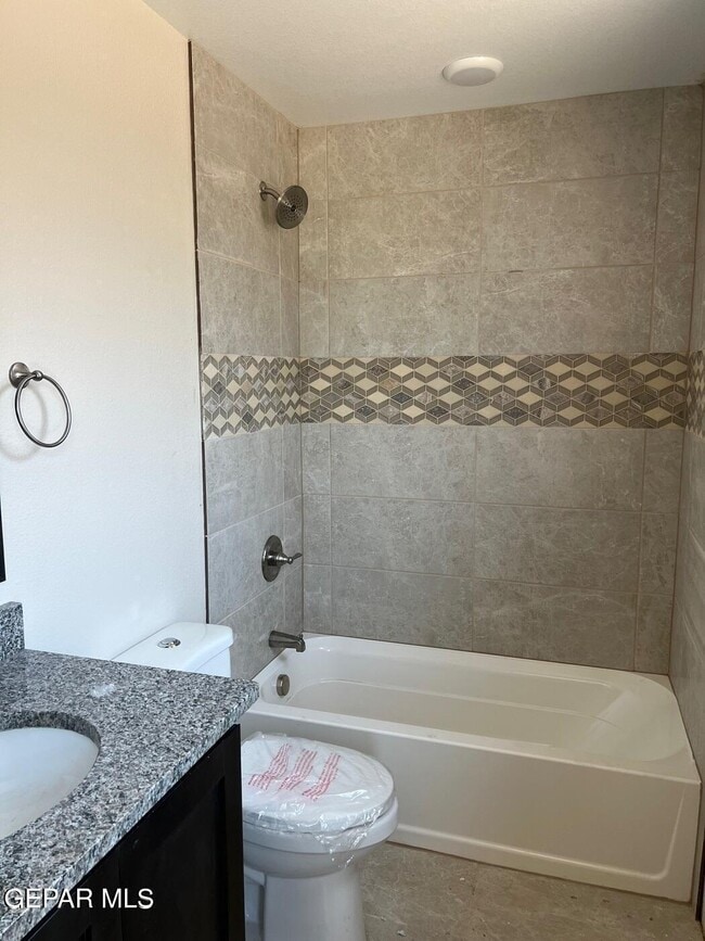 Building Photo - 4868 Marisabel Azcarate St