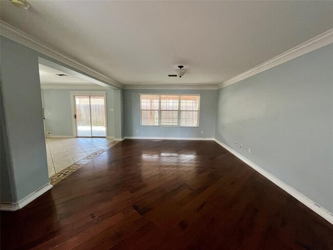 Building Photo - 5517 Rio Sabinas St