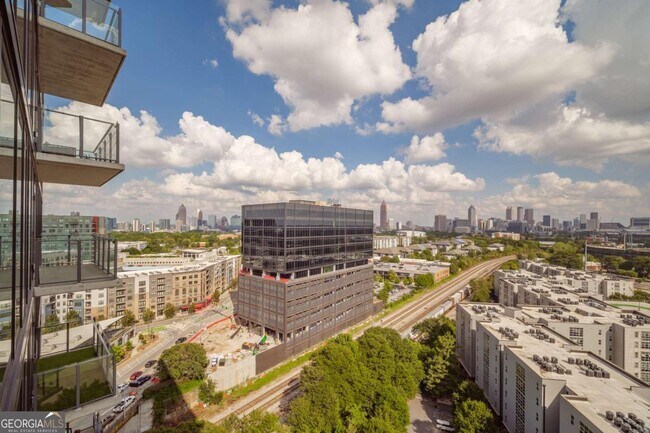 Building Photo - 788 West Marietta St NW