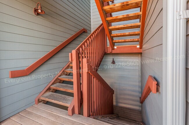 Building Photo - 5220 Boardwalk Dr