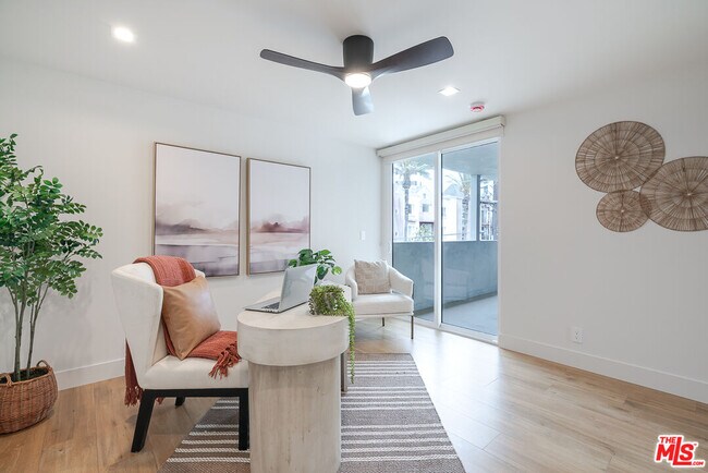 Building Photo - 12425 Texas Ave