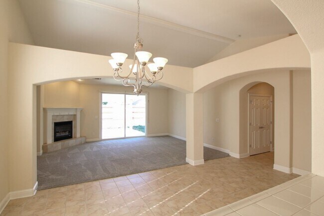 Building Photo - Spacious Home Near Mountain View School with a 3 Car Garage
