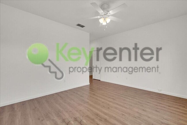 Building Photo - 2532 Woodacre Ln