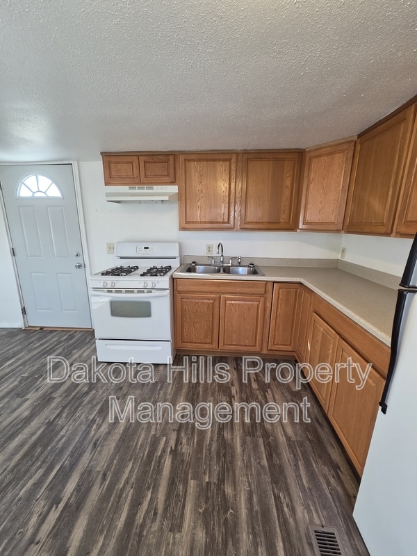 Building Photo - 107 Gumbo Dr