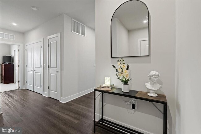 Building Photo - 106 St Ives Pl