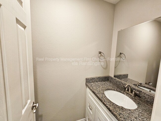 Building Photo - 6632 Leightyn Ln