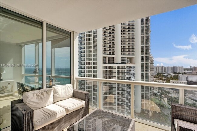 Building Photo - 18201 Collins Ave