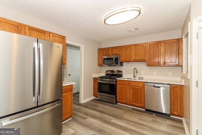 Building Photo - 404 Wood Chase Ln