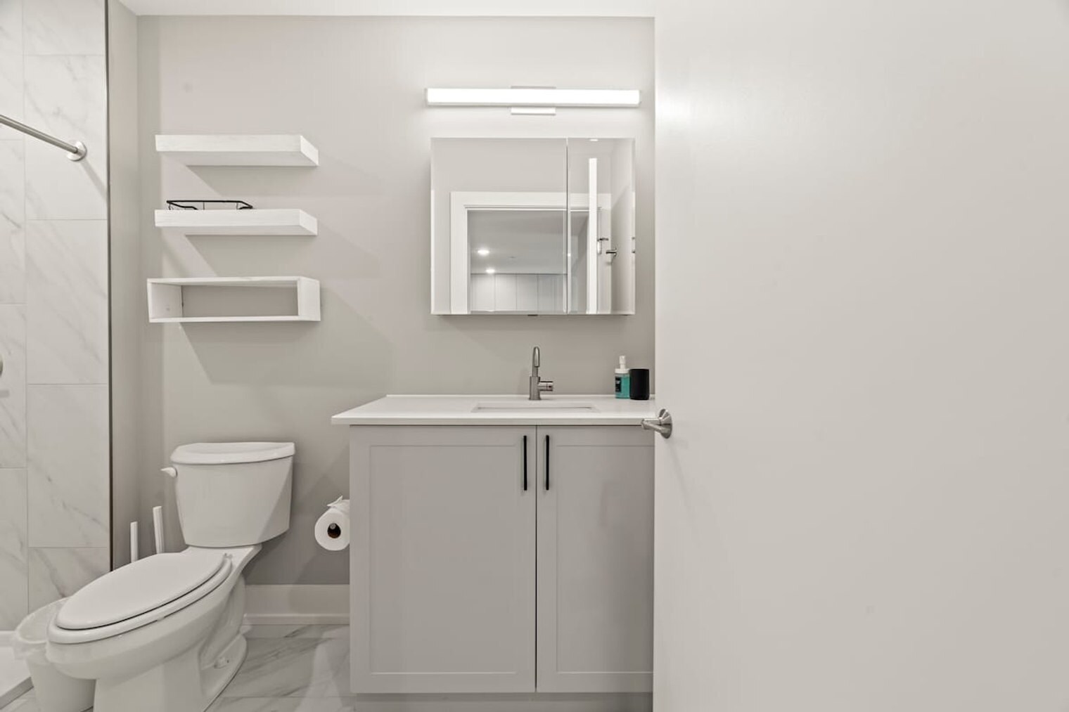 Building Photo - 901 Canal St