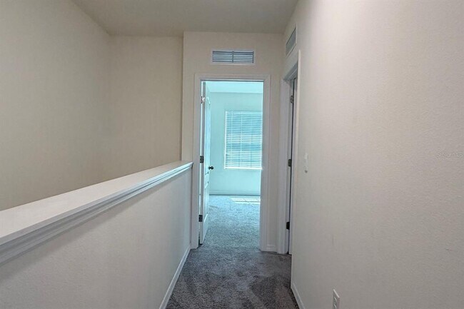 Building Photo - 1470 Isleta Lp