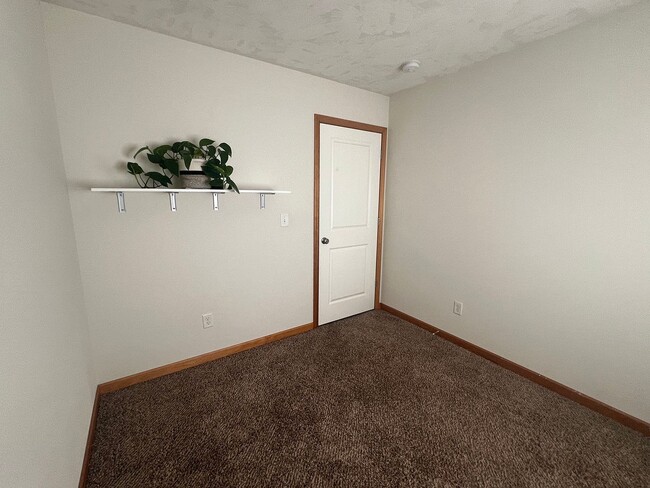 Building Photo - 1770 Pacific Ridge Ln