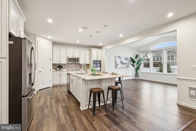 Building Photo - 7810 Bexley Ln
