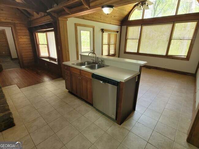 Building Photo - 2391 Booth Cir