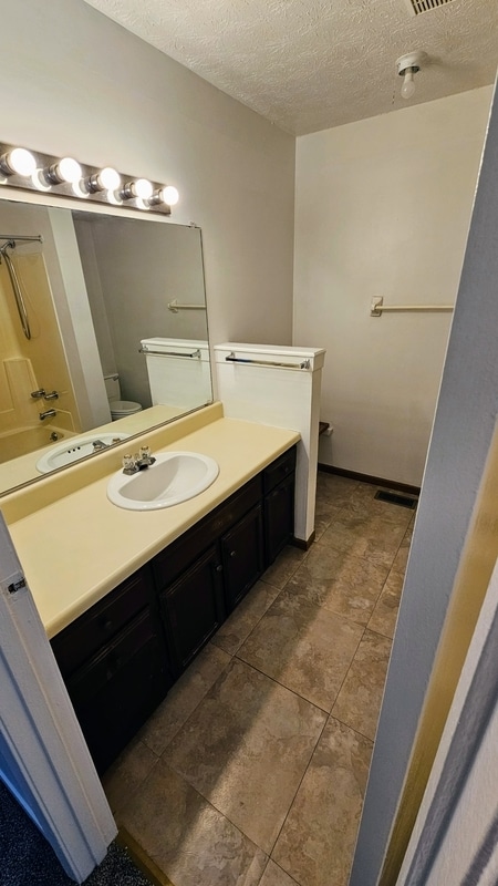 Building Photo - 7964-7966-7966 Goldsmith Dr