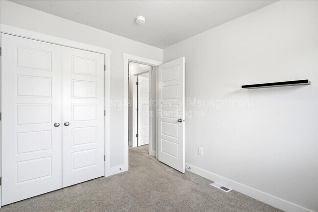 Building Photo - 4173 S 2825 W