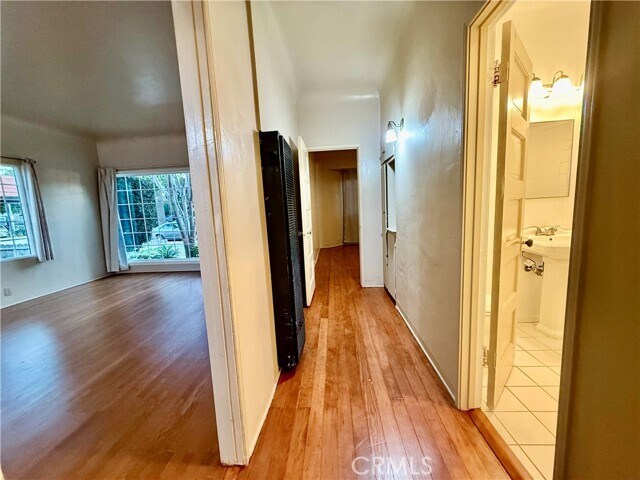 Building Photo - 2901 E Mariquita St