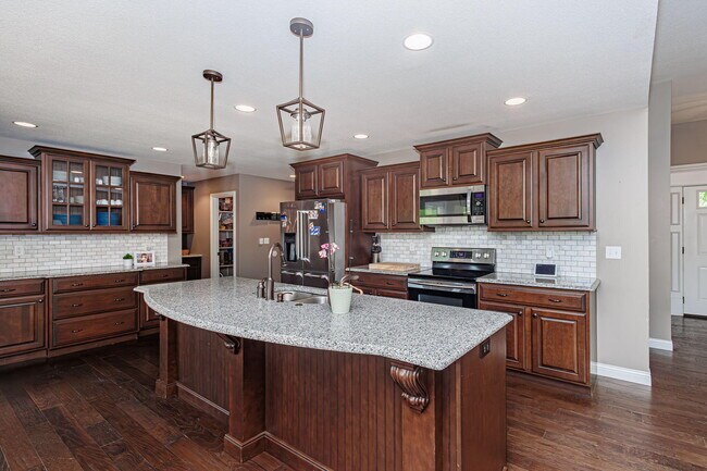 Building Photo - 3702 Timber Run Dr