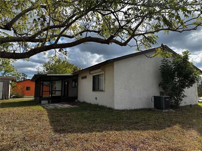 Building Photo - 7107 Arab Ct