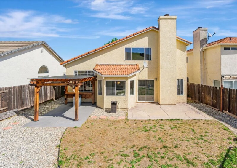 Building Photo - 2280 Southwood Dr