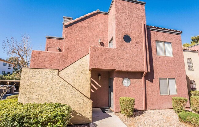 Building Photo - Beautiful 2 bed, 2 bath condo ready to mov...