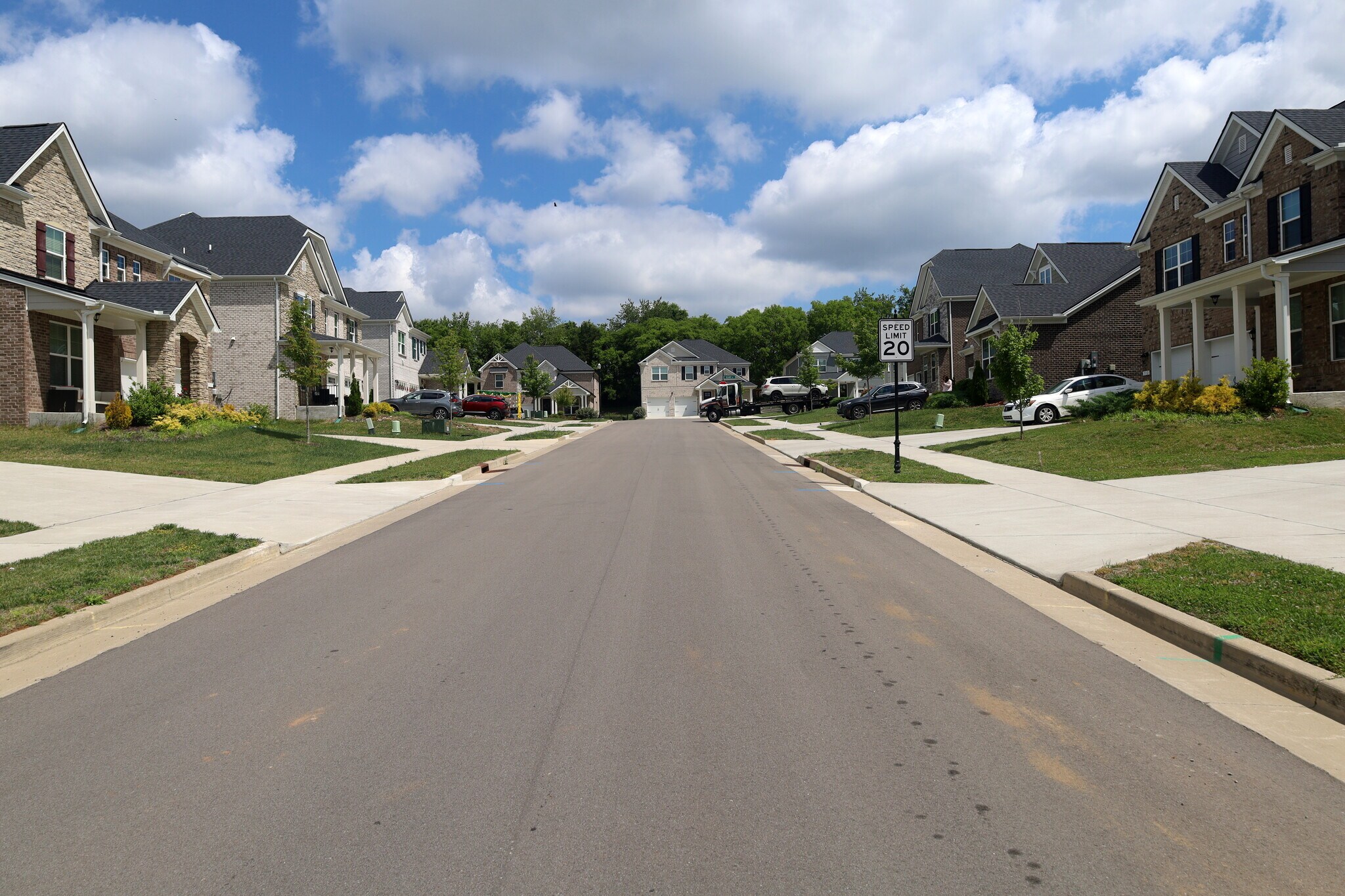Building Photo - 709 Parthenia Ln