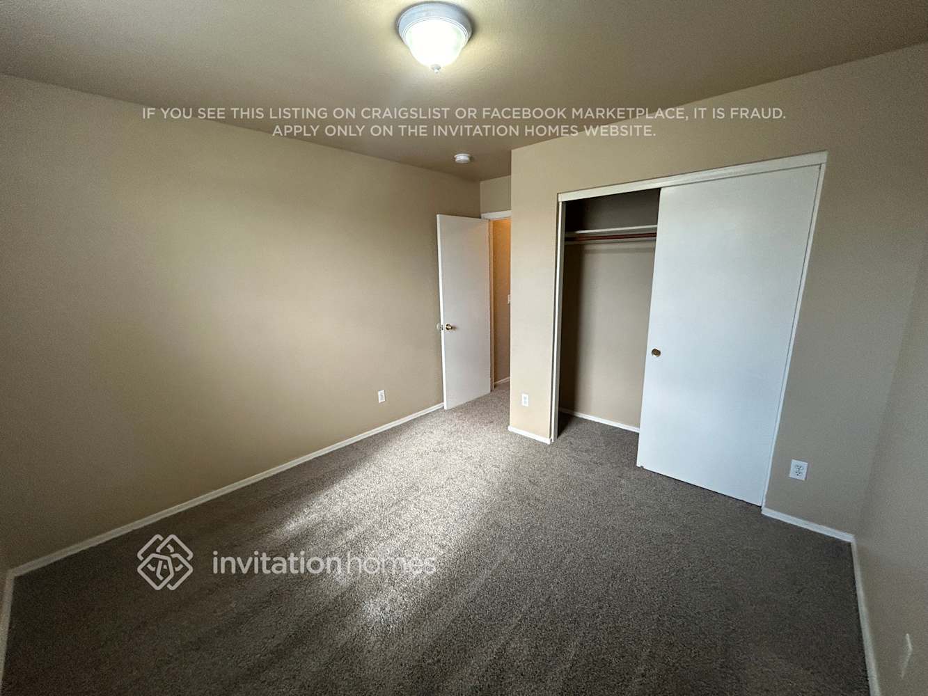 Building Photo - 16535 N 114th Dr