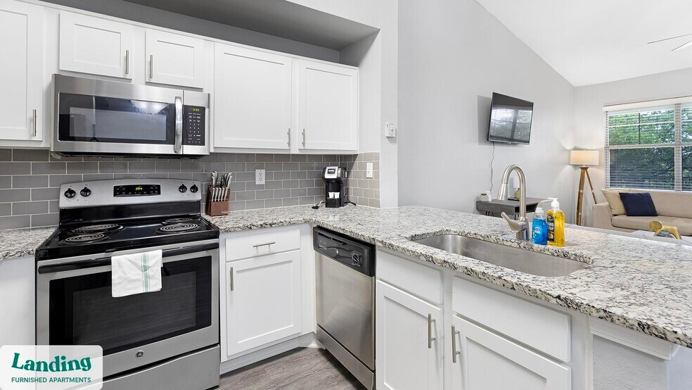 Building Photo - 533 Fossil Creek Blvd