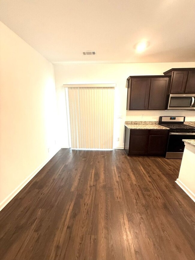 Building Photo - ** 4 Bed 2.5 Bath located in Pike Road ** Call 334-366-9198 to schedule a self-tour