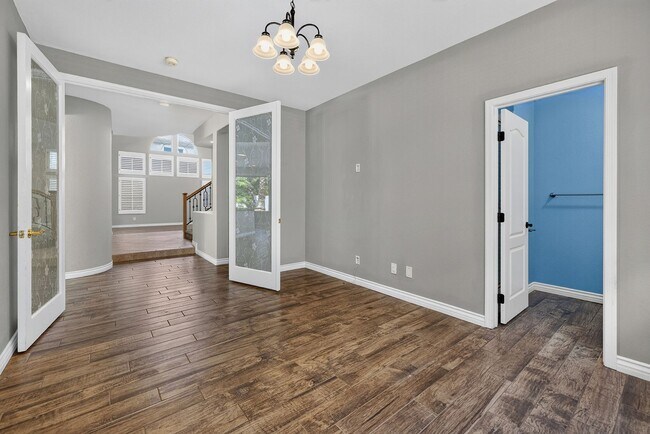 Building Photo - 8824 Cortile Dr