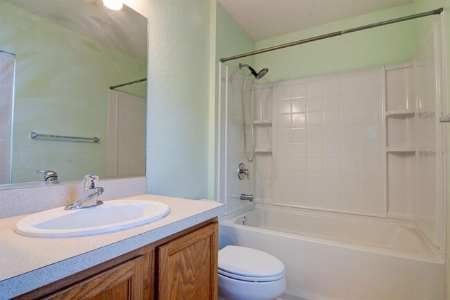 Building Photo - 5073 SW 40th Pl