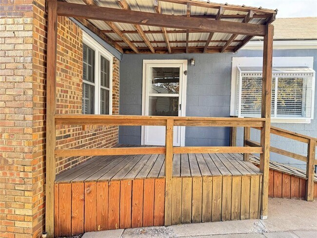 Building Photo - 3117 NW 23rd St
