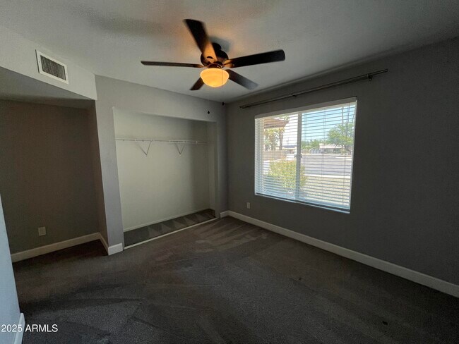Building Photo - 7418 S Elm St