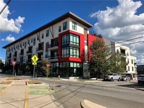 Building Photo - 2213 Poquito St