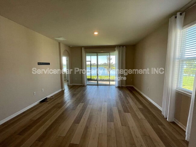 Building Photo - 7844 Stonebrook Cir