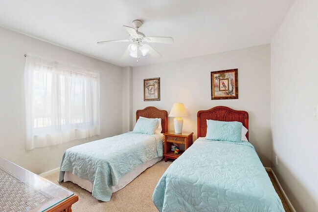 Building Photo - 26300 Hickory Blvd