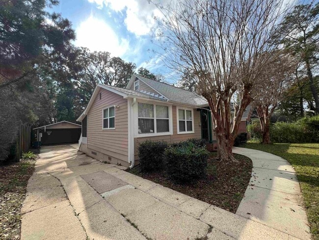 Building Photo - 411 Beard St