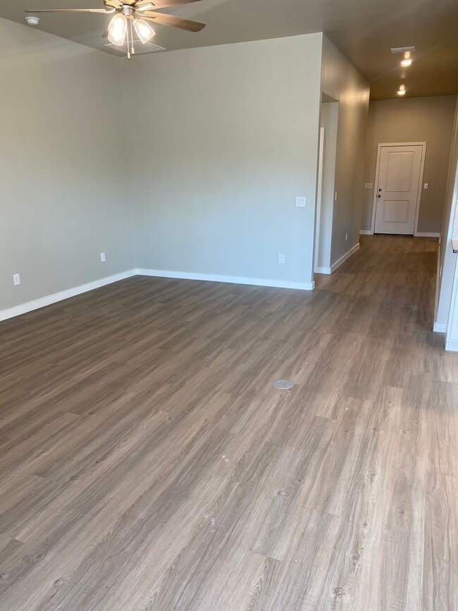Building Photo - 4 bed 2 bath - Cooper ISD