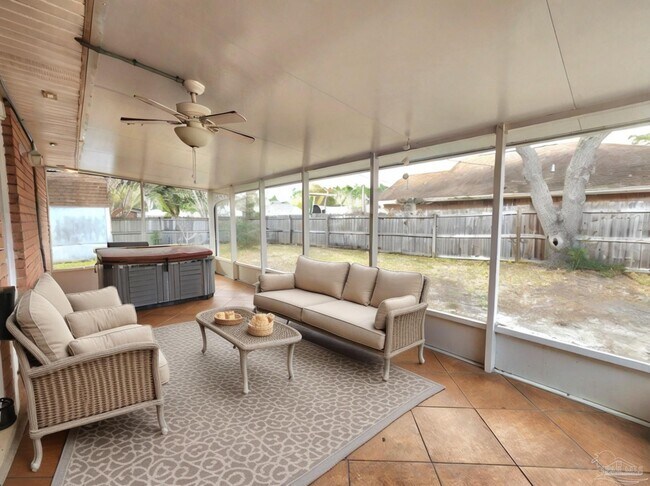 Building Photo - 3314 Marion Oaks Way
