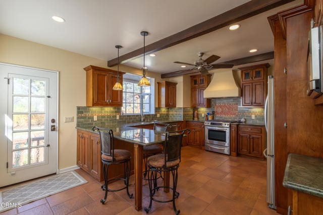 Building Photo - 2069 Mar Vista Ave