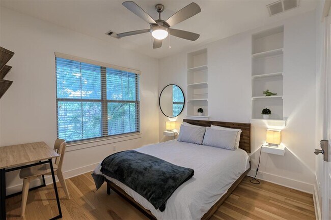 Building Photo - 1312 Woodland Ave