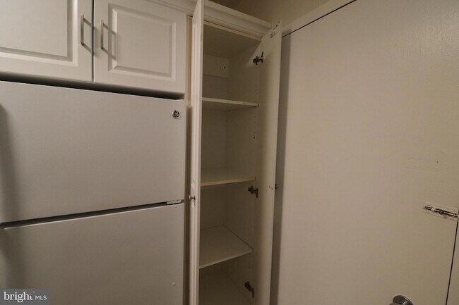 Building Photo - 7505 Democracy Blvd