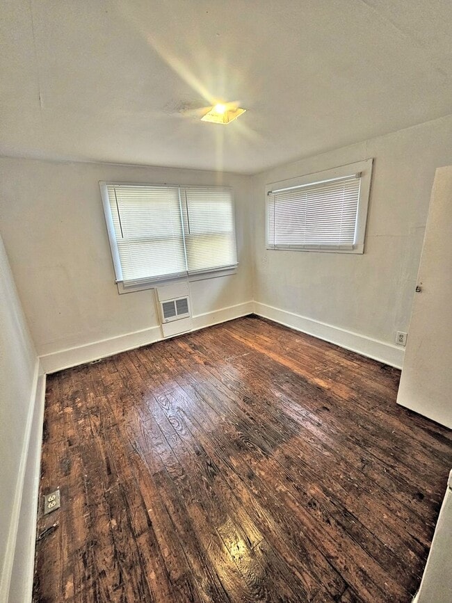 Building Photo - HOUSE FOR RENT - DECATUR NW