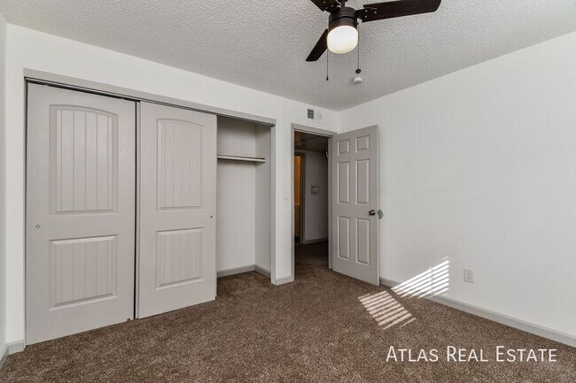 Building Photo - 2107 Preuss Rd