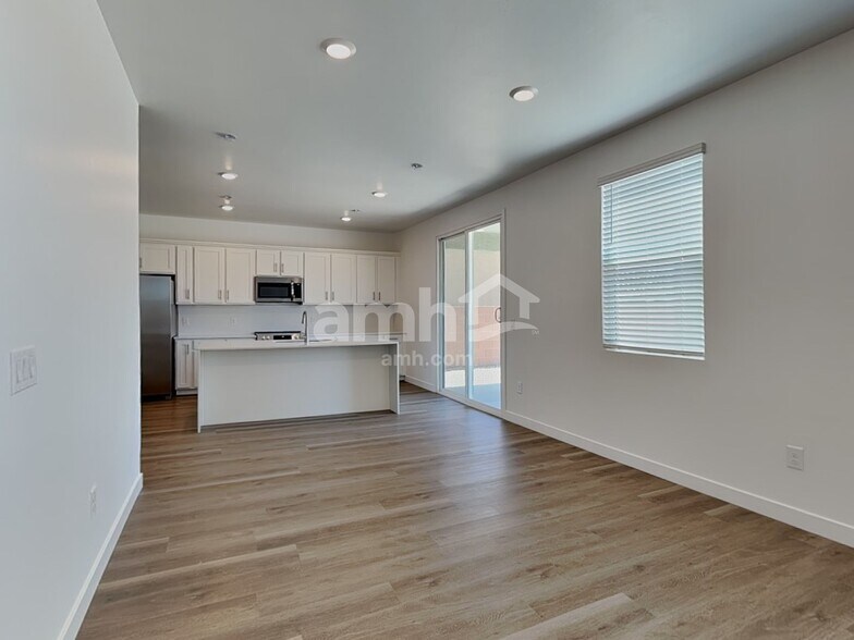 Building Photo - 13145 Mustang Crossing Rd