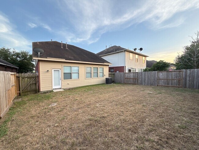 Building Photo - 1702 Bonnyton Ln