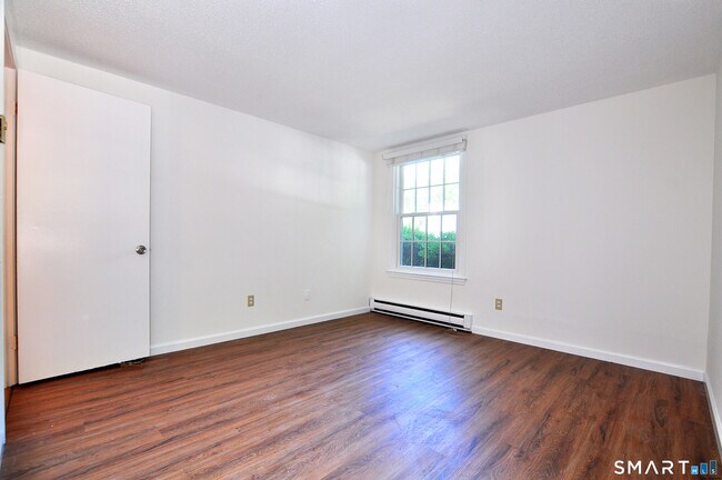 Building Photo - 45 River Colony