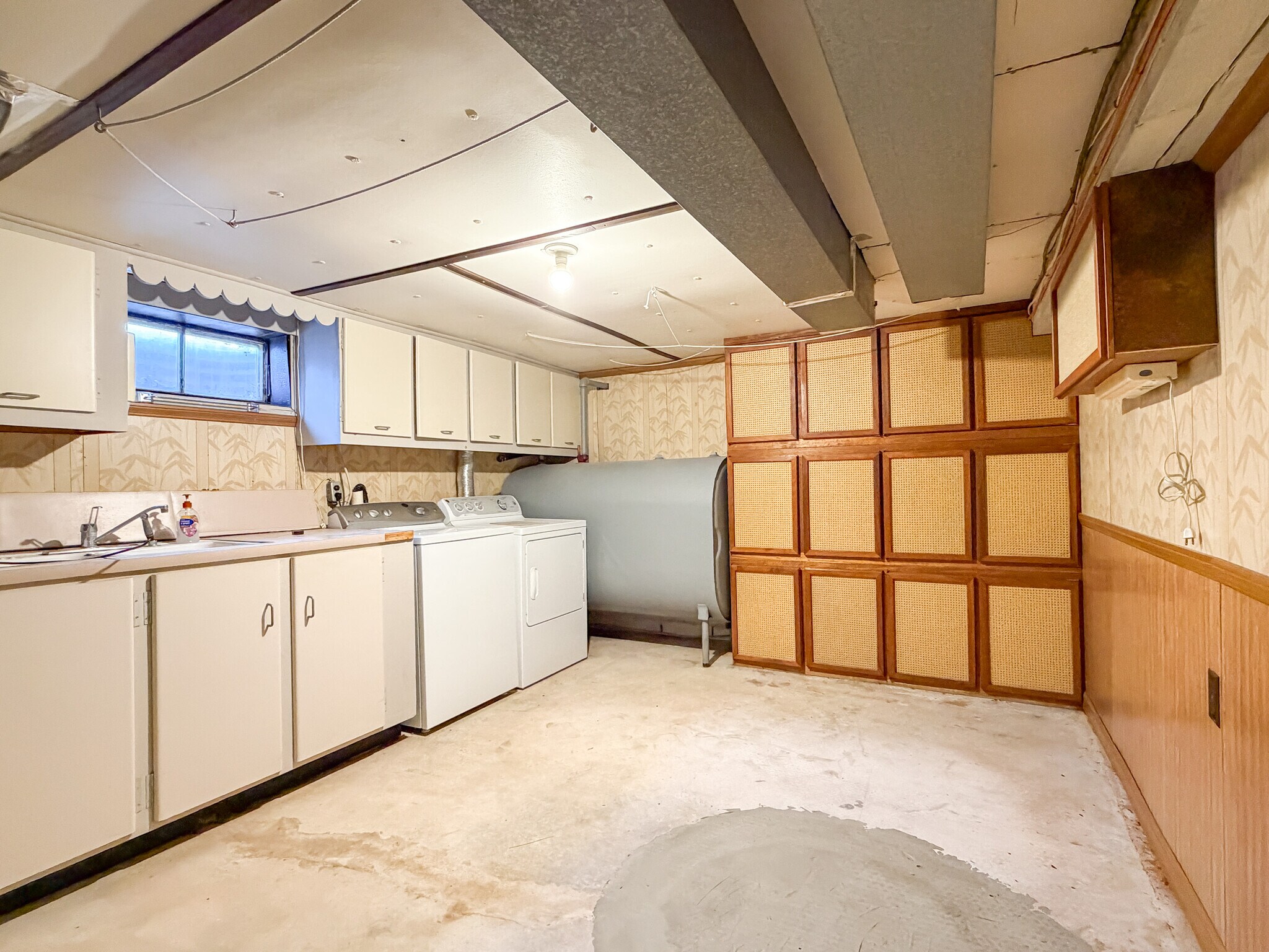 Building Photo - 3928 Oregon Pike